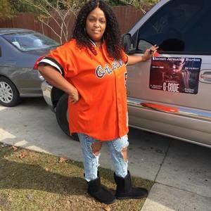 Meet your Posher, Avera